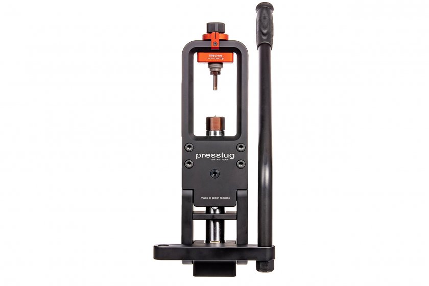 https://www.huntingtacticals.com/A0002/balistas/60694-Lis-Presslug.217-5-52mm.jpg