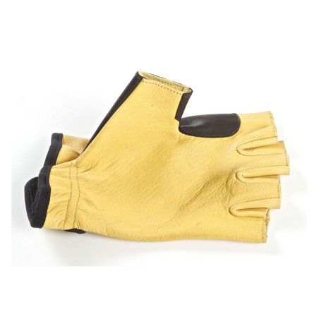 https://www.huntingtacticals.com/A0002/hattila/big-tradition-pro-bow-hand-glove.jpg