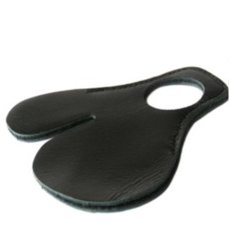 https://www.huntingtacticals.com/A0002/hattila/cartel-pro-iii-finger-tab.jpg